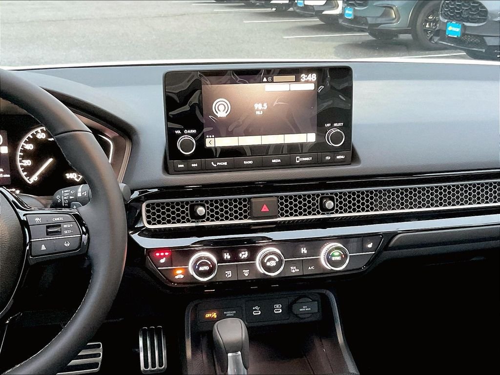 2025 Honda Civic Sport - Photo 13