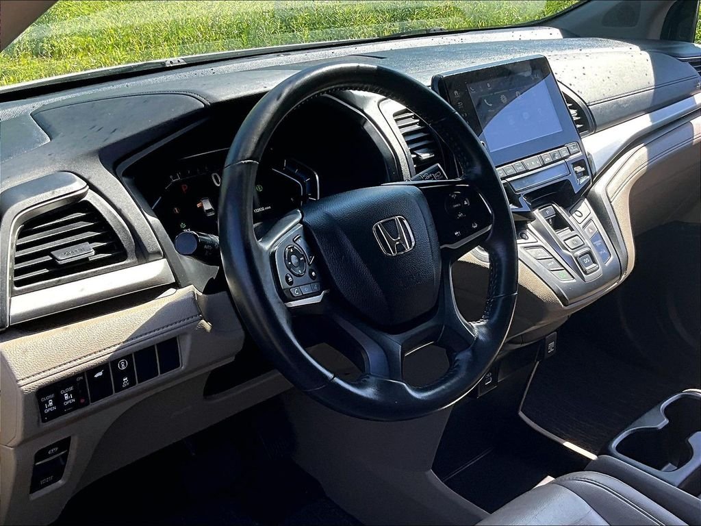 Used 2021 White Honda EX-L image 8