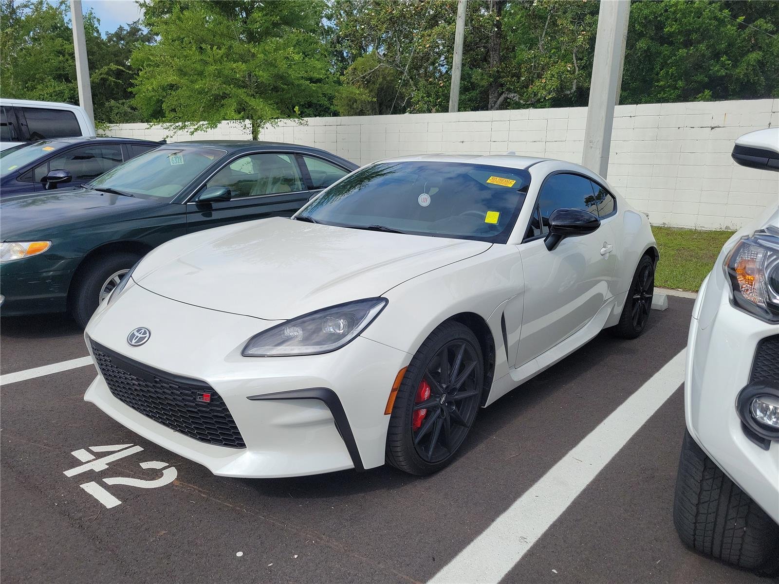 2025 Toyota GR86 GR86 PREMIUM MT's photo
