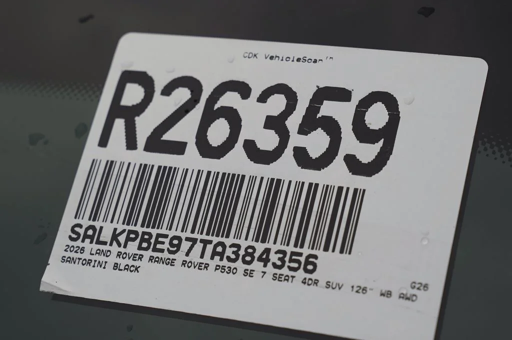 New 2026 Santorini Black Land Rover SE image 37