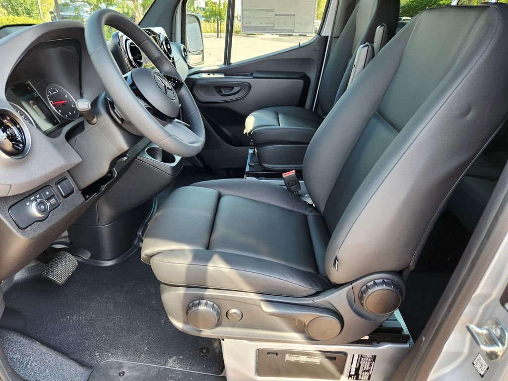 2025 Mercedes-Benz Sprinter Passenger Van Base - Photo 14