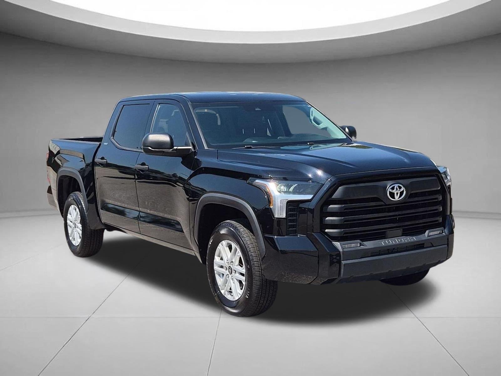 Used 2023 Midnight Black Metallic Toyota SR5 image 7