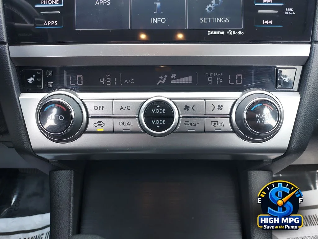 Used 2017 Silver Subaru 2.5i image 19