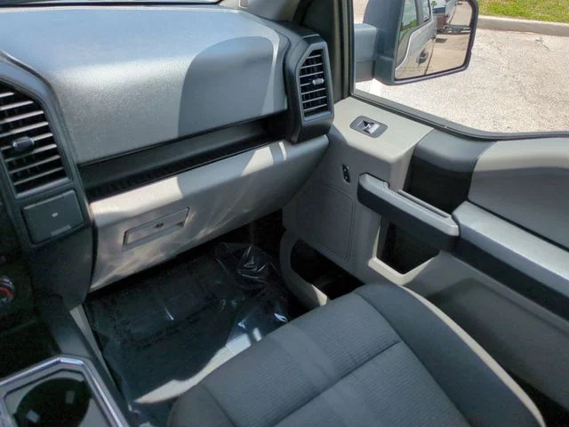 Used 2017 Silver Ford XL image 17