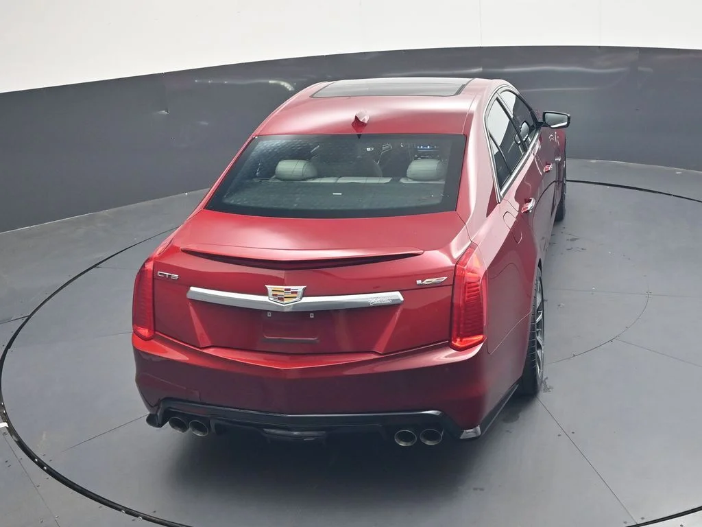 Used 2016 Red Cadillac 2SV image 43