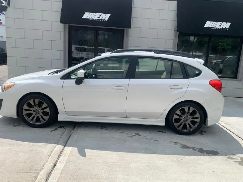 Used 2012 White Subaru 2.0i Sport Limited Wagon 4D image 6