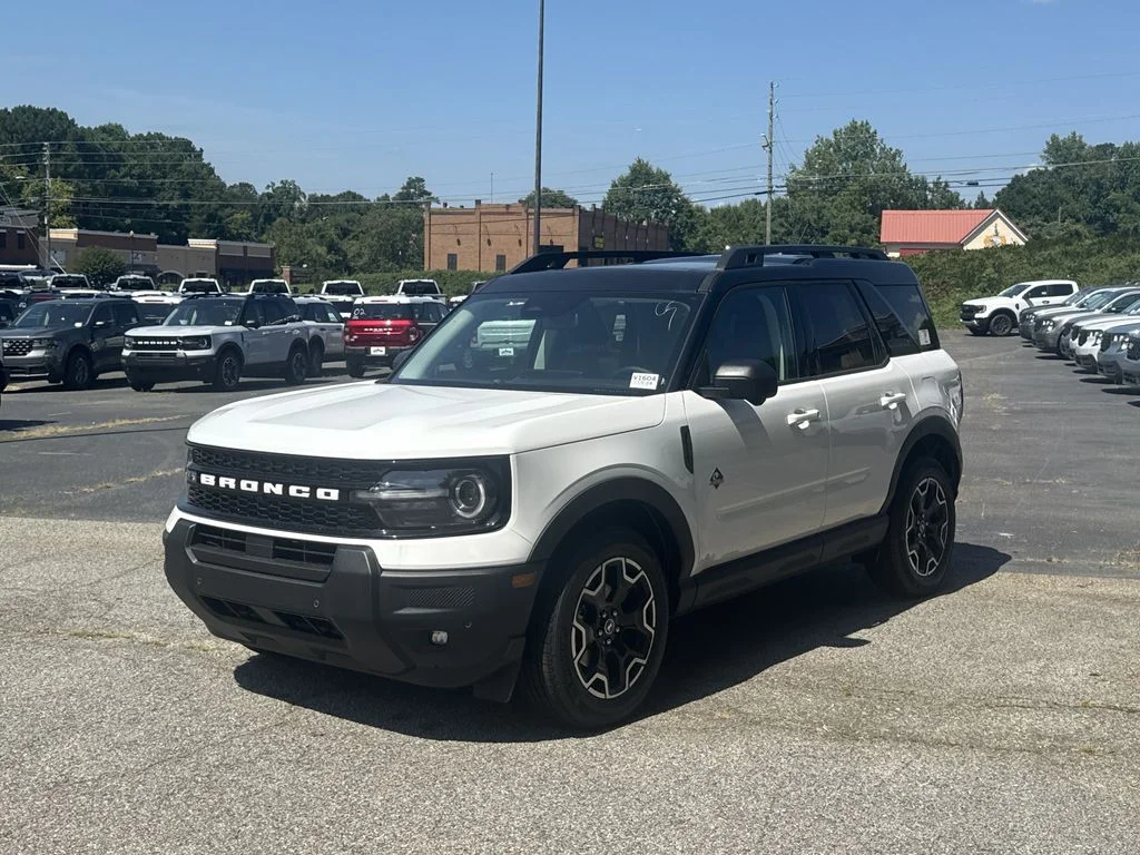 New 2026 White Ford Outer Banks image 3