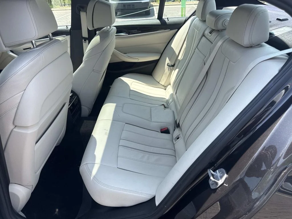 Used 2017 Gray BMW 530i xDrive image 24
