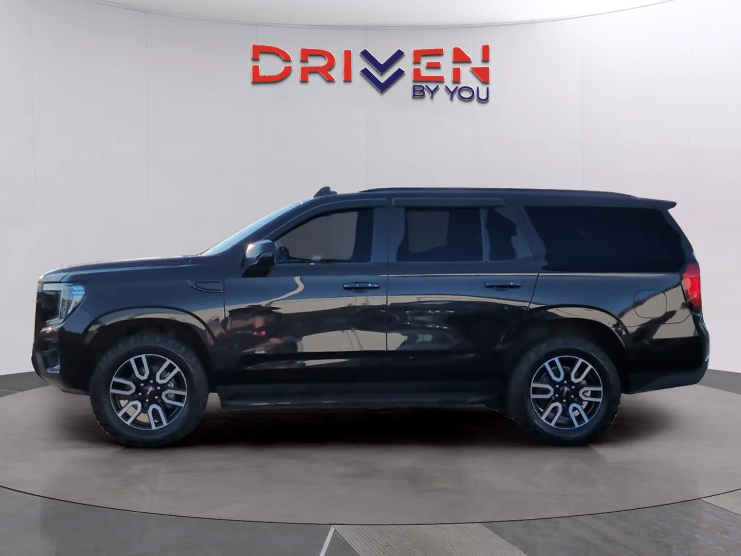 Used 2023 Onyx Black GMC AT4 image 2
