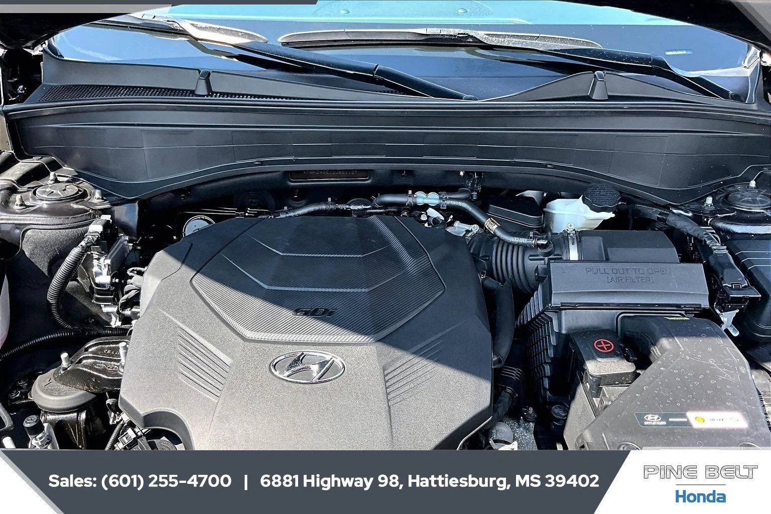 Used 2025 Abyss Black Pearl Hyundai SEL image 8