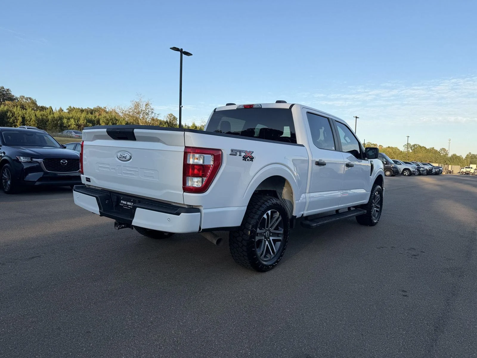 Used 2021 Oxford White Ford XL image 6