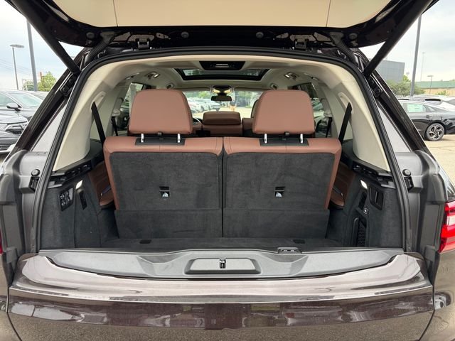 Used 2022 Brown Metallic BMW xDrive40i image 21