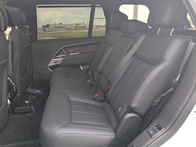 New 2026 Fuji White Land Rover SE image 14