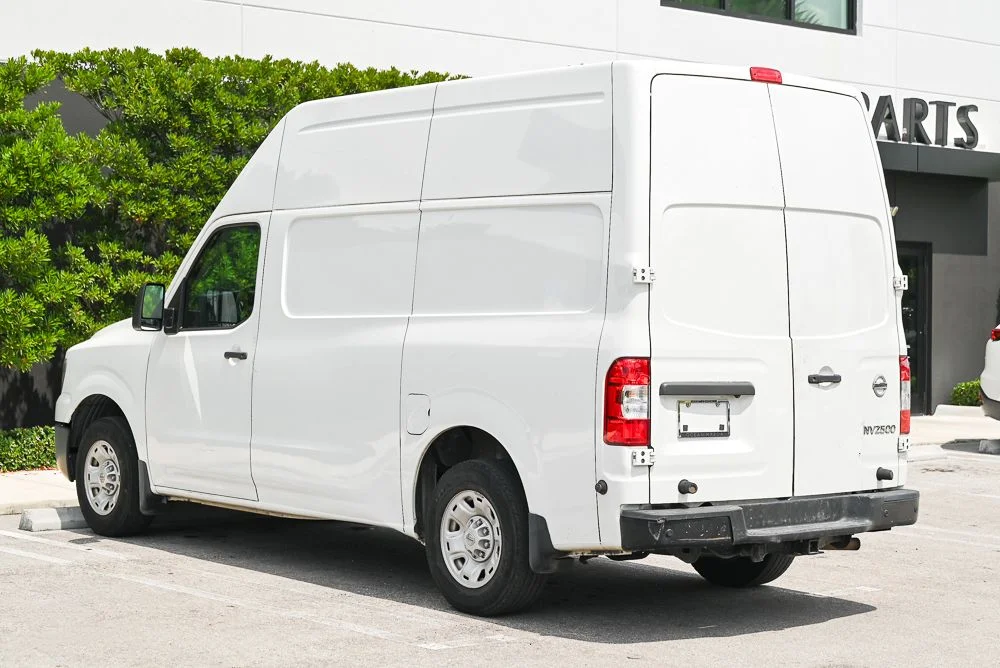 Used 2021 White Nissan SV image 4