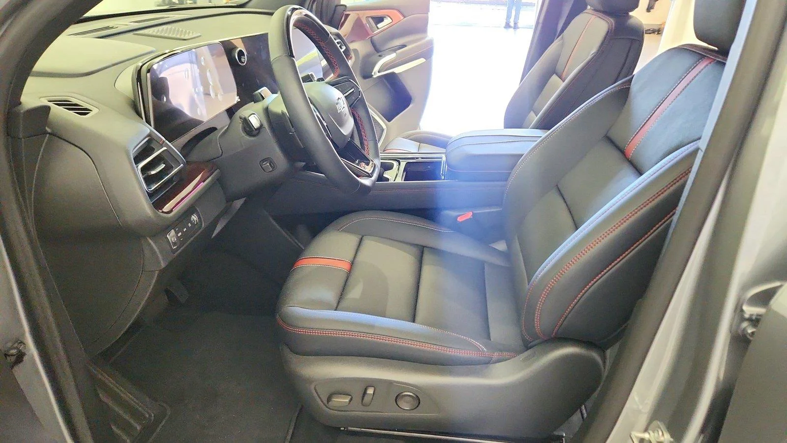 2026 Chevrolet Traverse RS - Photo 15