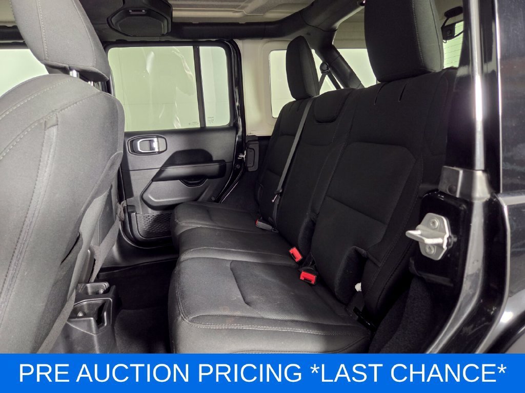 2019 Jeep Wrangler Unlimited Sahara - Photo 24