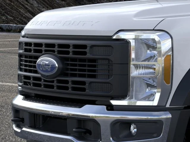 New 2026 Oxford White Ford XL image 17