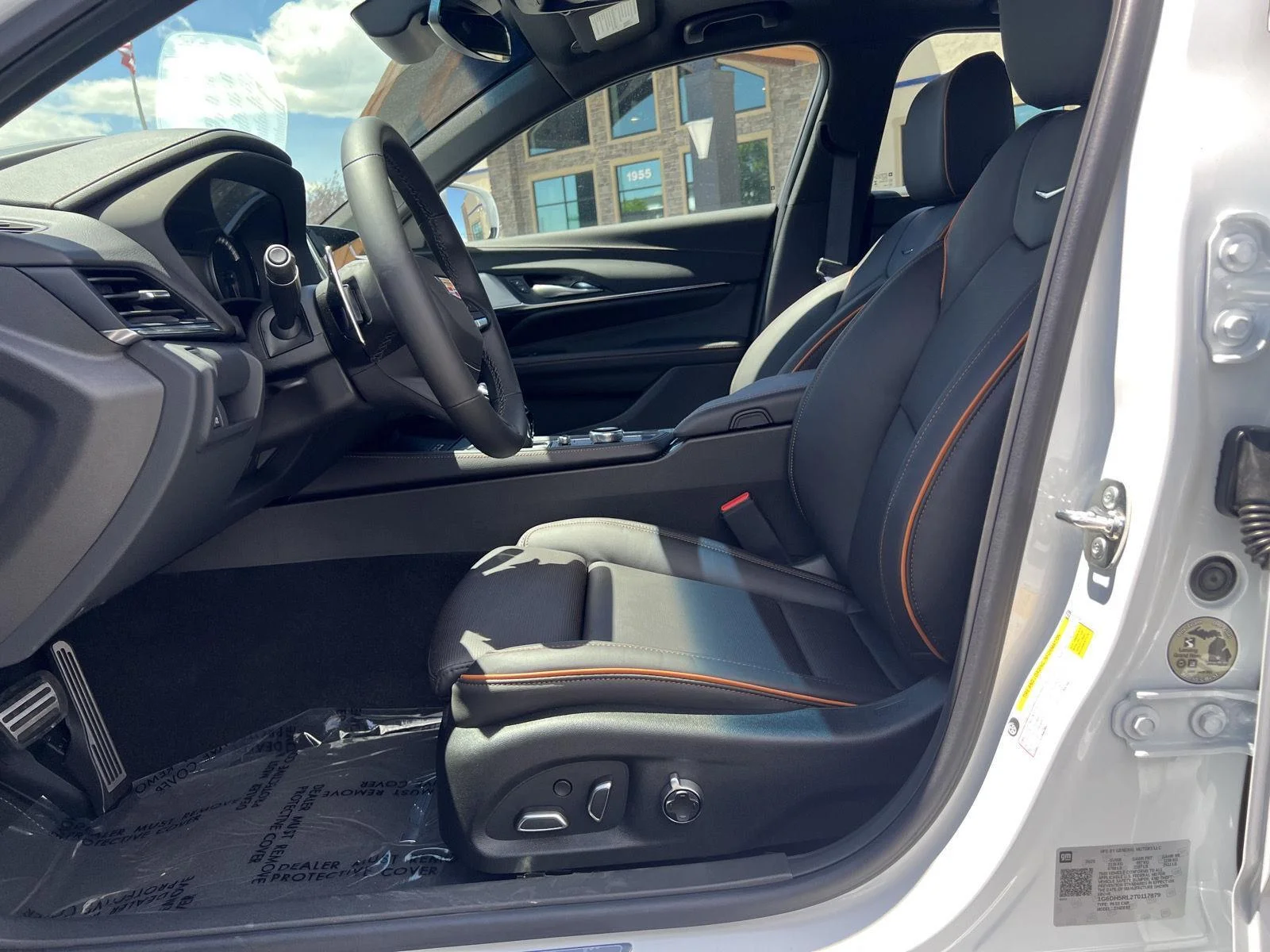 2026 Cadillac CT4 V-Series - Photo 16