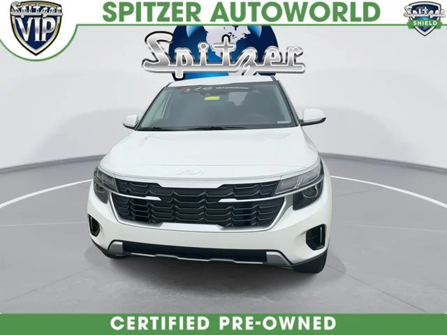 Used 2026 White Kia LX image 3