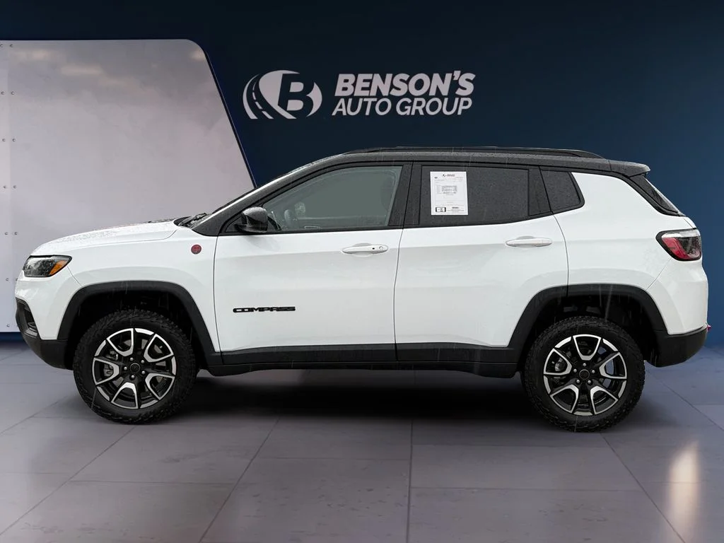 Used 2025 White Jeep Trailhawk image 2