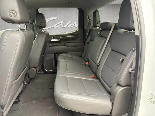 Used 2025 Summit White GMC SLT image 22