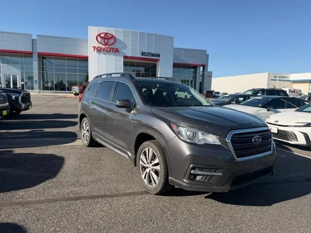 Used 2021  Subaru Limited image 1