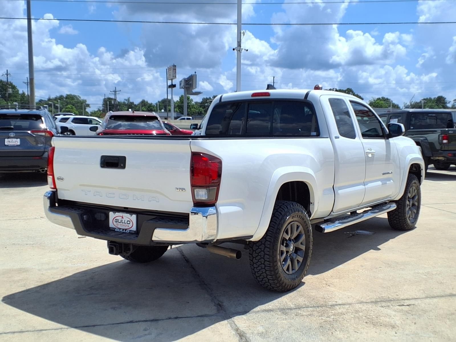 Certified Used 2021 Super White Toyota SR5 image 6