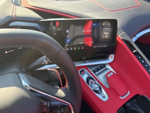 2021 Chevrolet Corvette 2LT - Photo 23