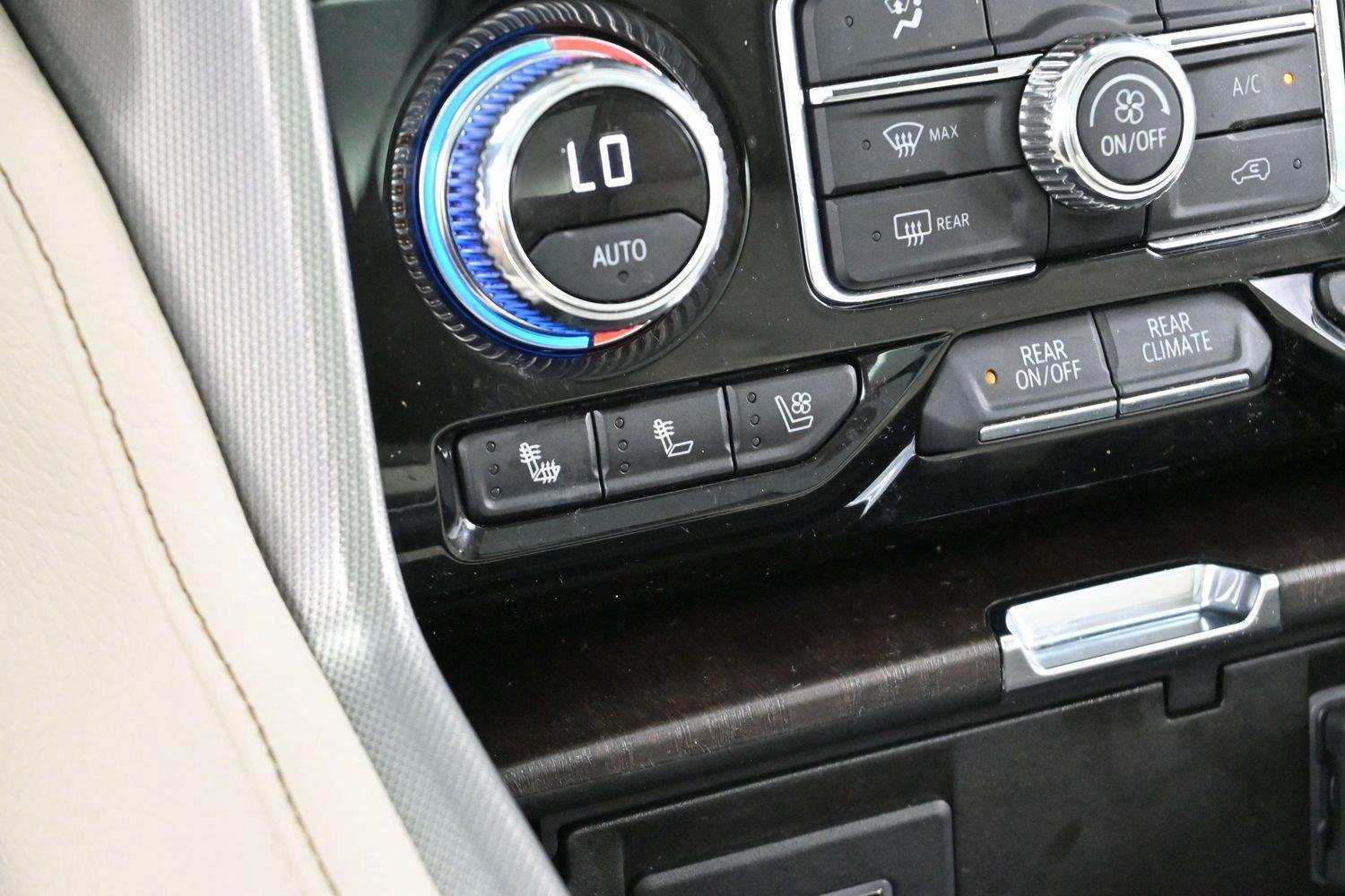 Used 2021 Summit White GMC Denali image 25