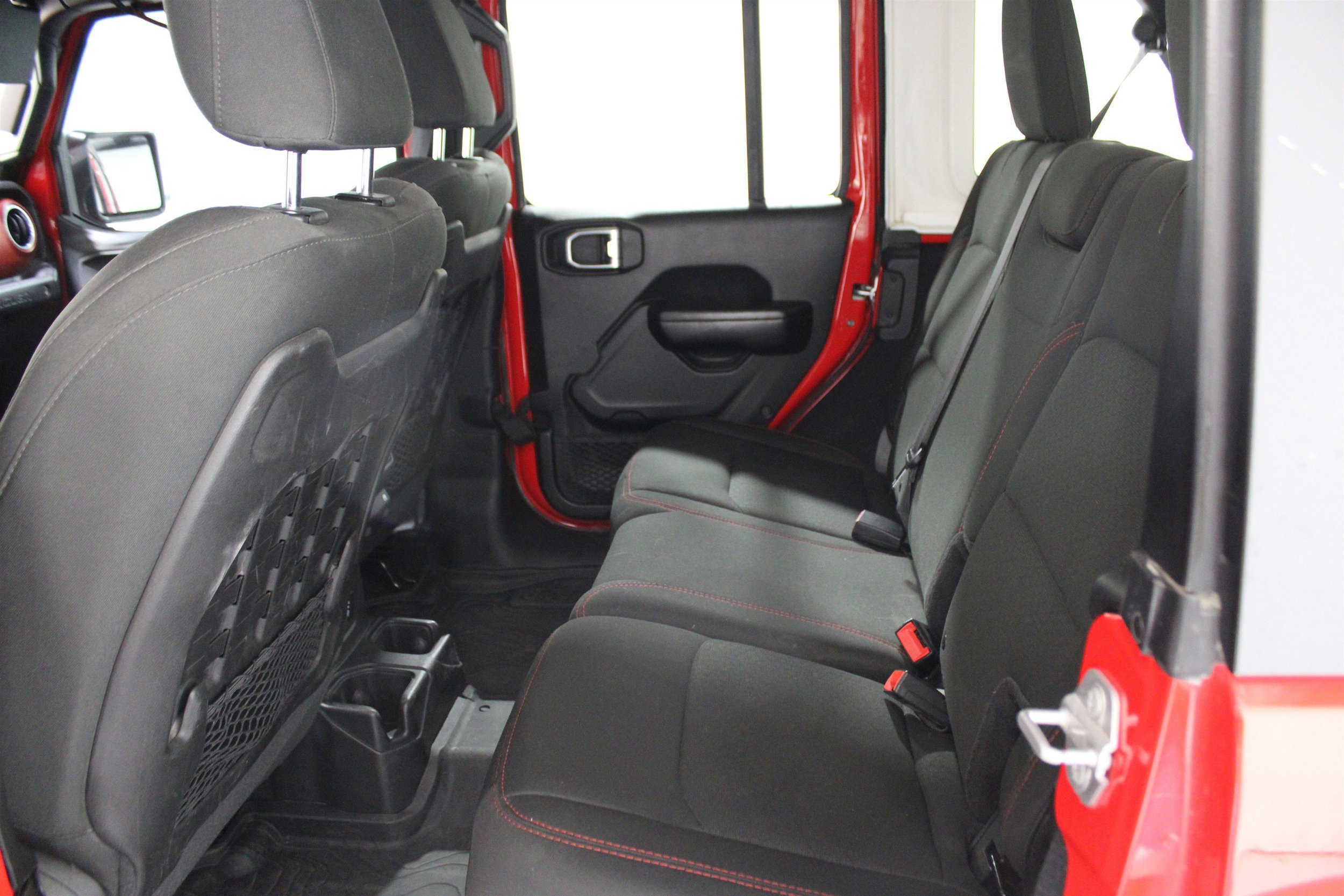 Used 2018 Firecracker Red Clearcoat Jeep Rubicon image 19