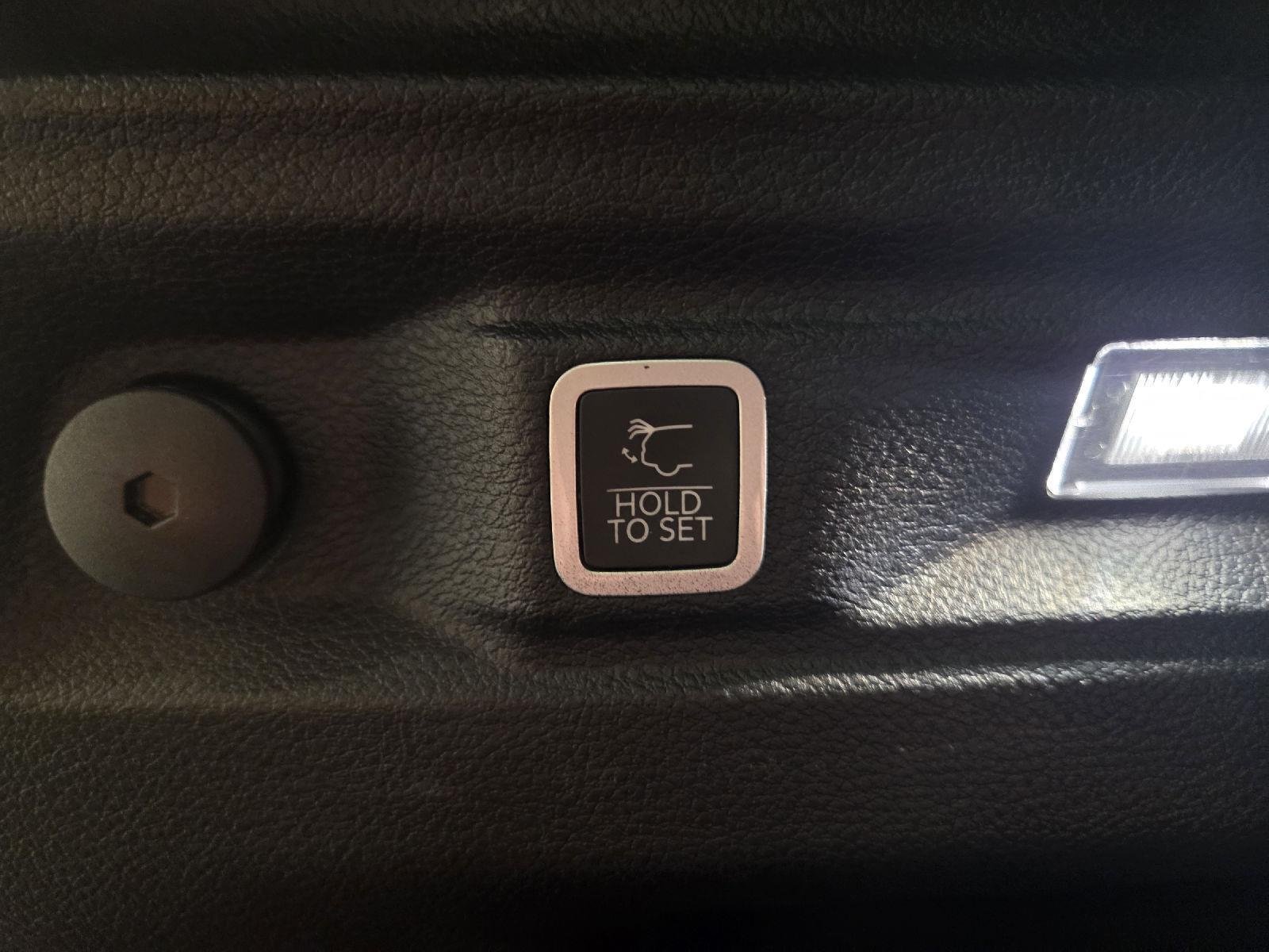 Used 2023 Velvet Red Pearlcoat Jeep Limited image 41