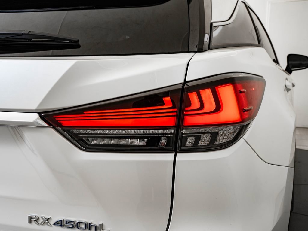 Used 2022 White Pearl Lexus 450hL Luxury image 9