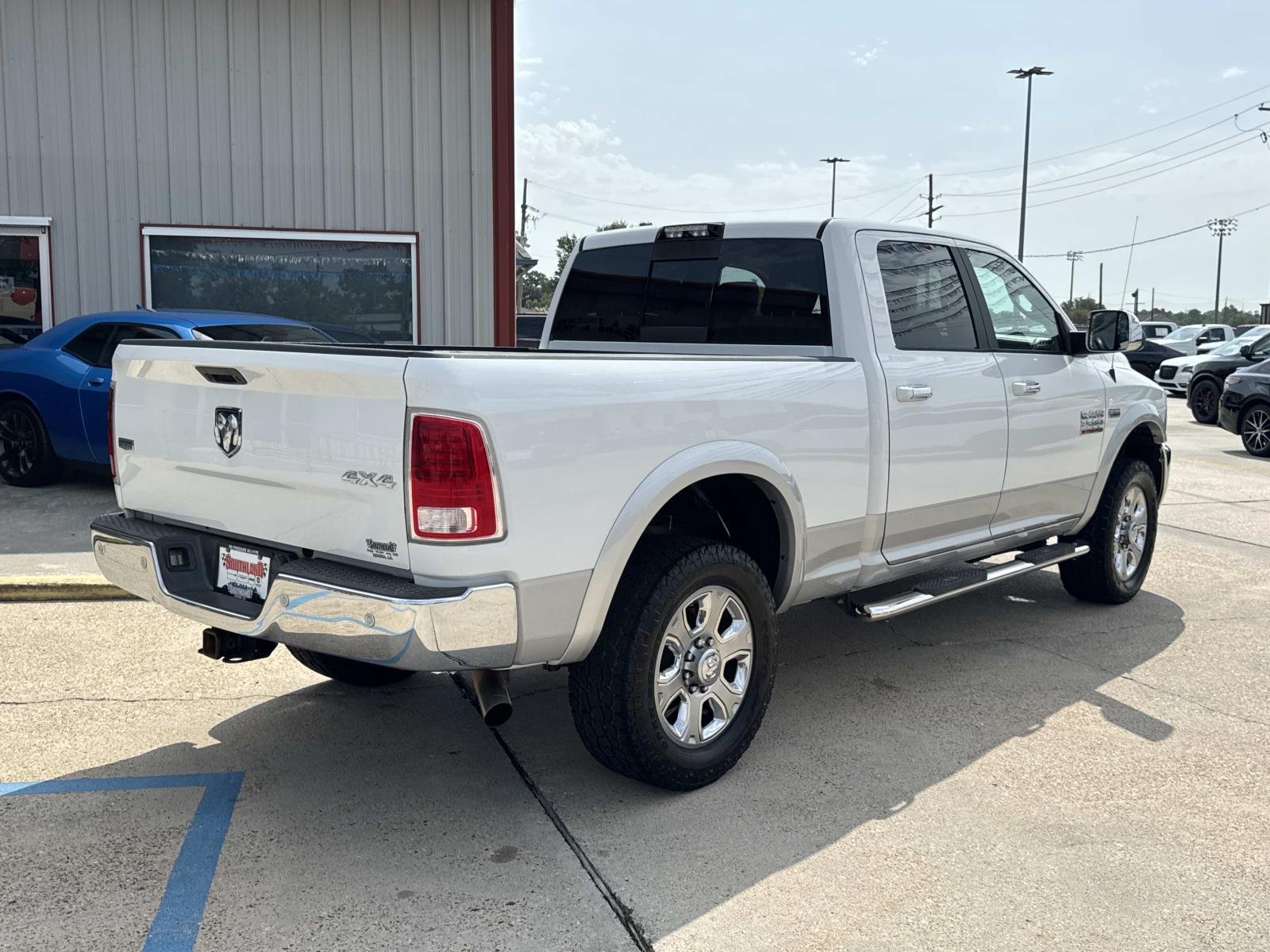 Used 2018 Bright White Clearcoat Ram Laramie image 7
