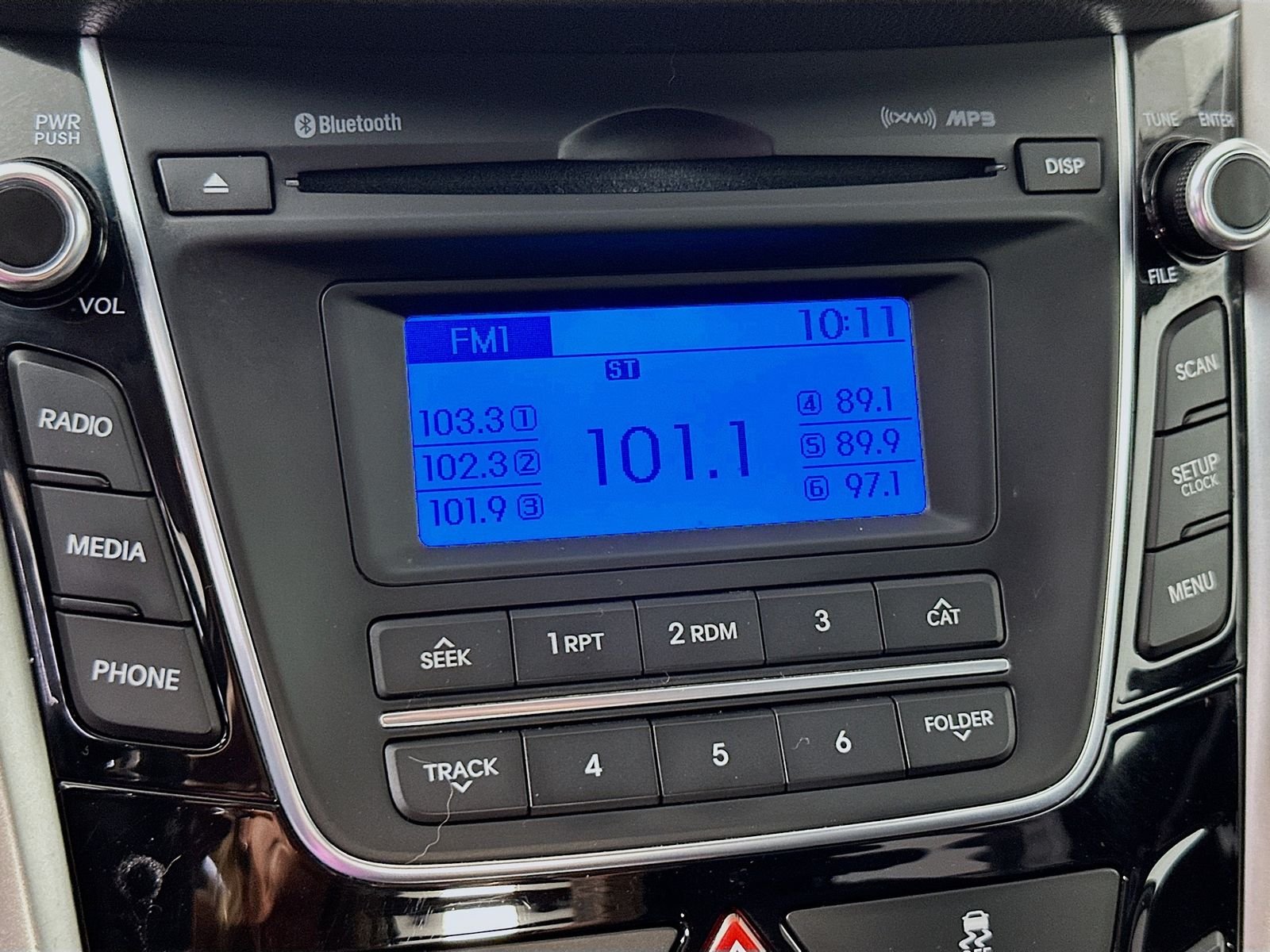 Used 2014 Monaco White Hyundai Base image 14