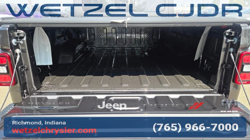 New 2026 Gray Jeep Rubicon image 9