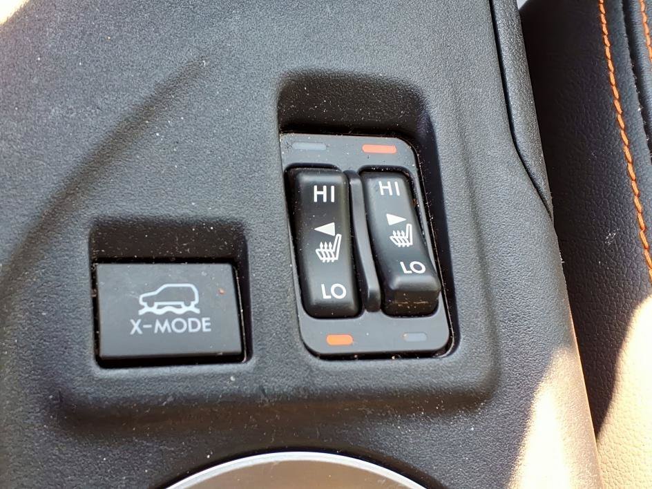 Used 2019 Cool Gray Khaki Subaru Limited image 22