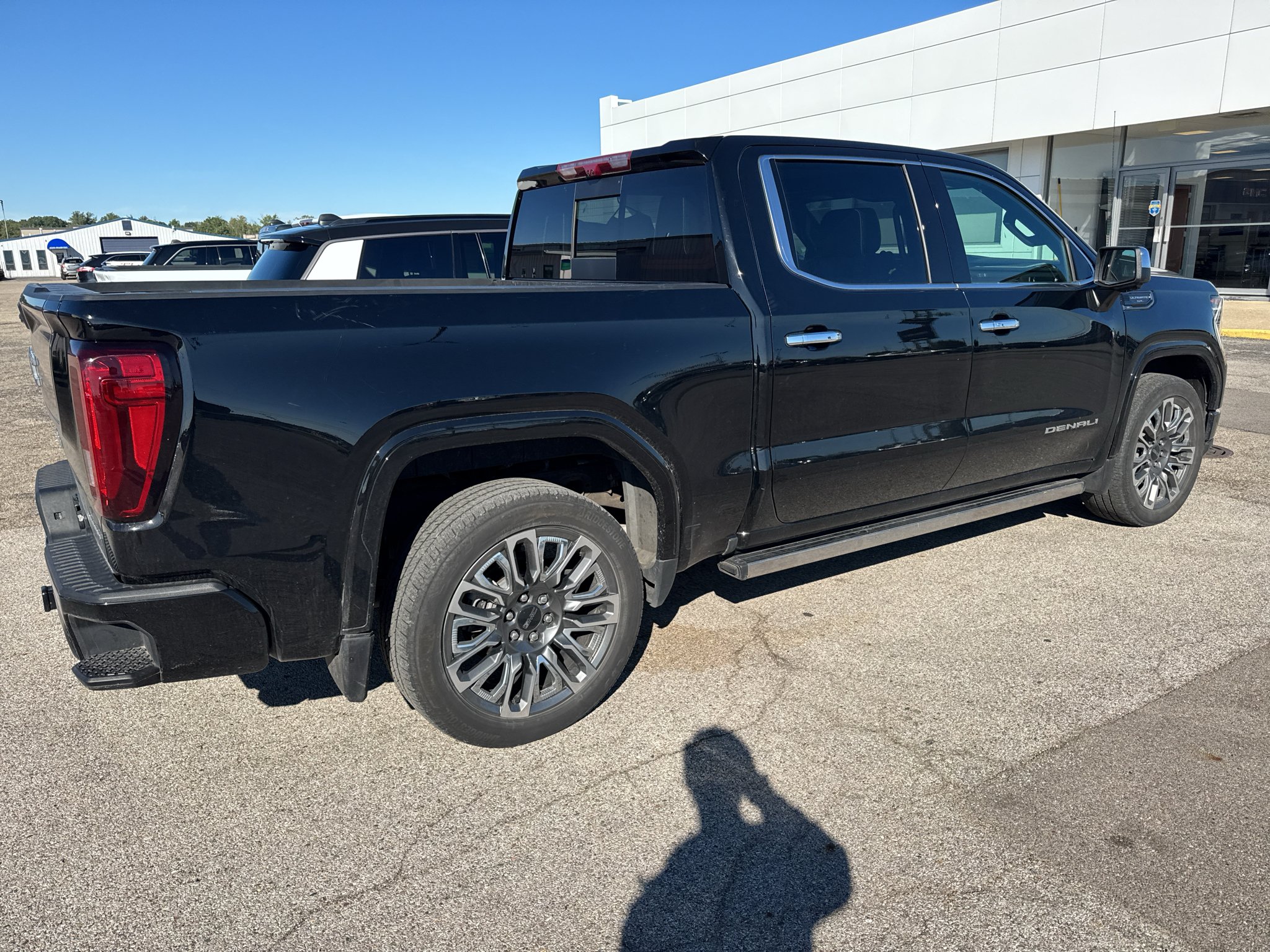 Used 2024 Onyx Black GMC Denali Ultimate image 7