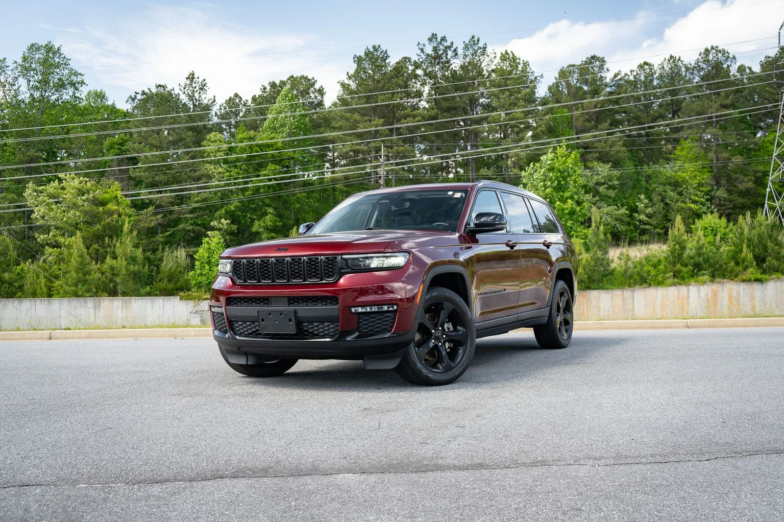 Used 2023 Red Jeep Limited image 1