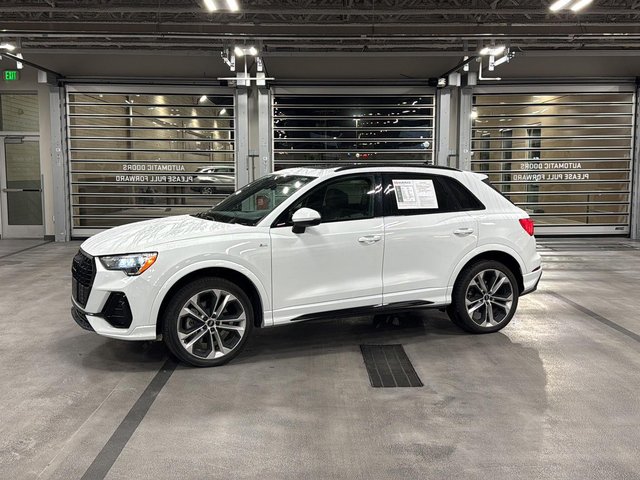 2021 Audi Q3 S line Premium