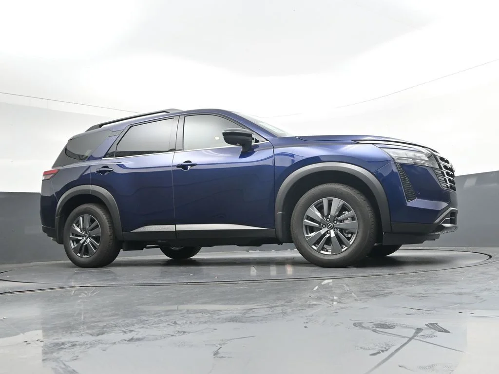 Used 2026 Blue Nissan SV image 38