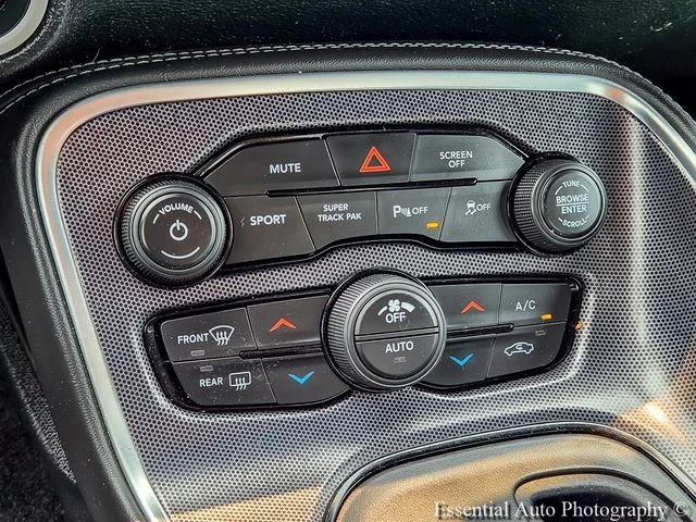 Used 2017 Green Dodge GT image 22