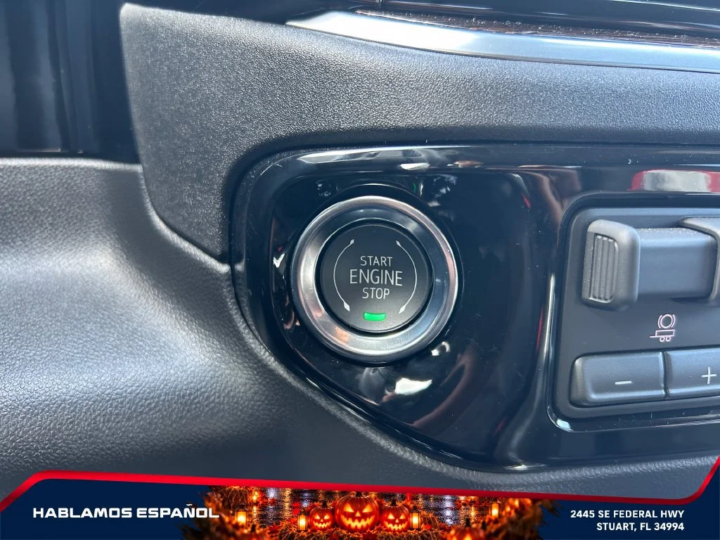 New 2026 Summit White GMC Elevation image 28