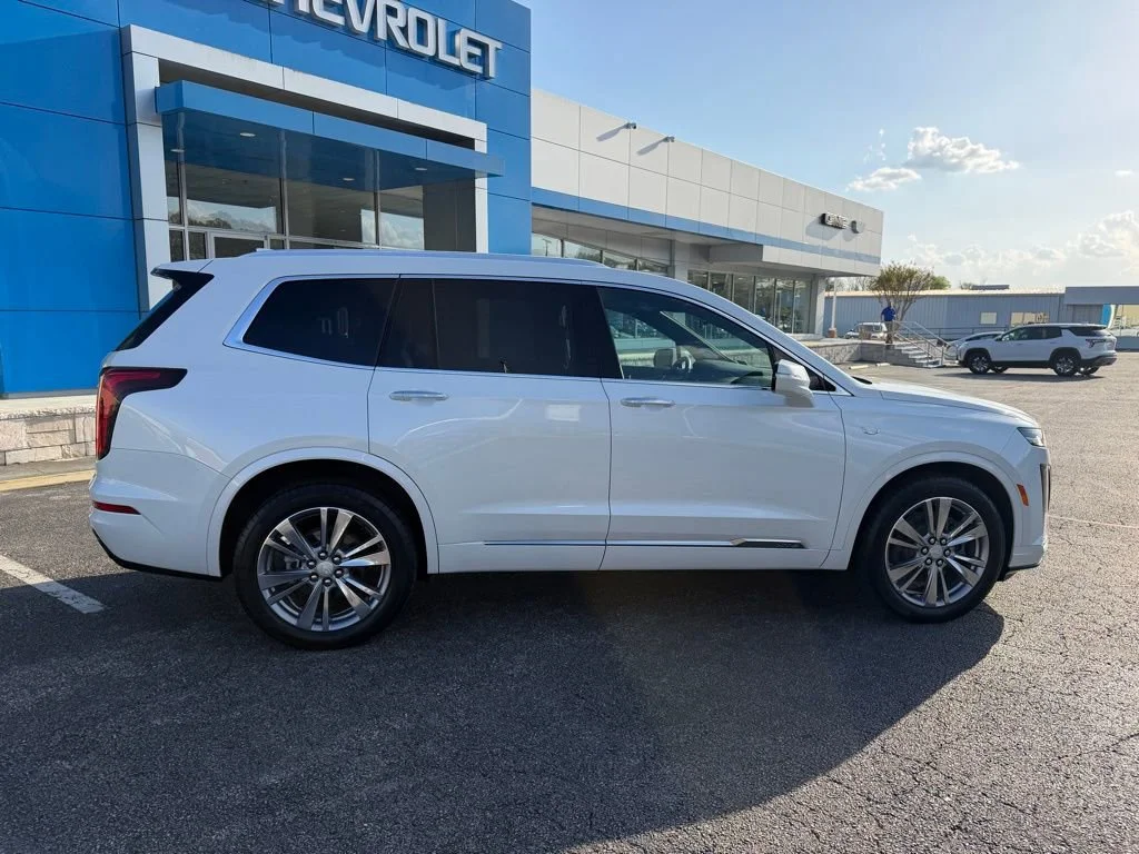 Used 2024 Crystal White Tricoat Cadillac Premium Luxury image 8