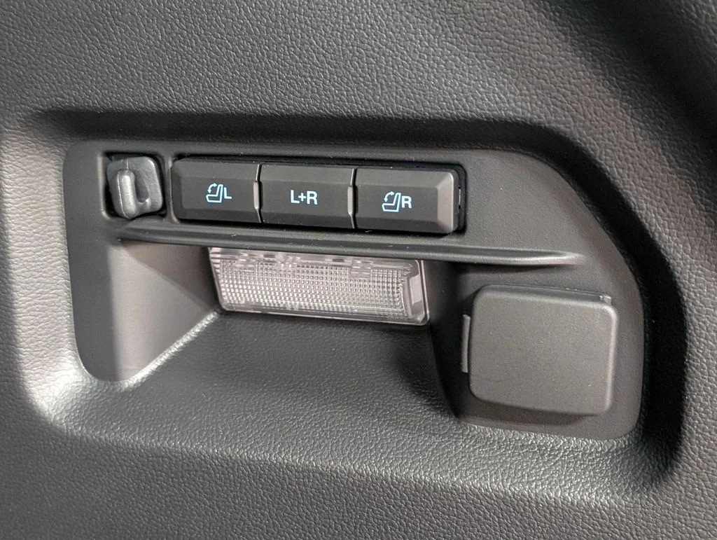 New 2026 Carbonized Gray Metallic Ford Platinum™ image 23