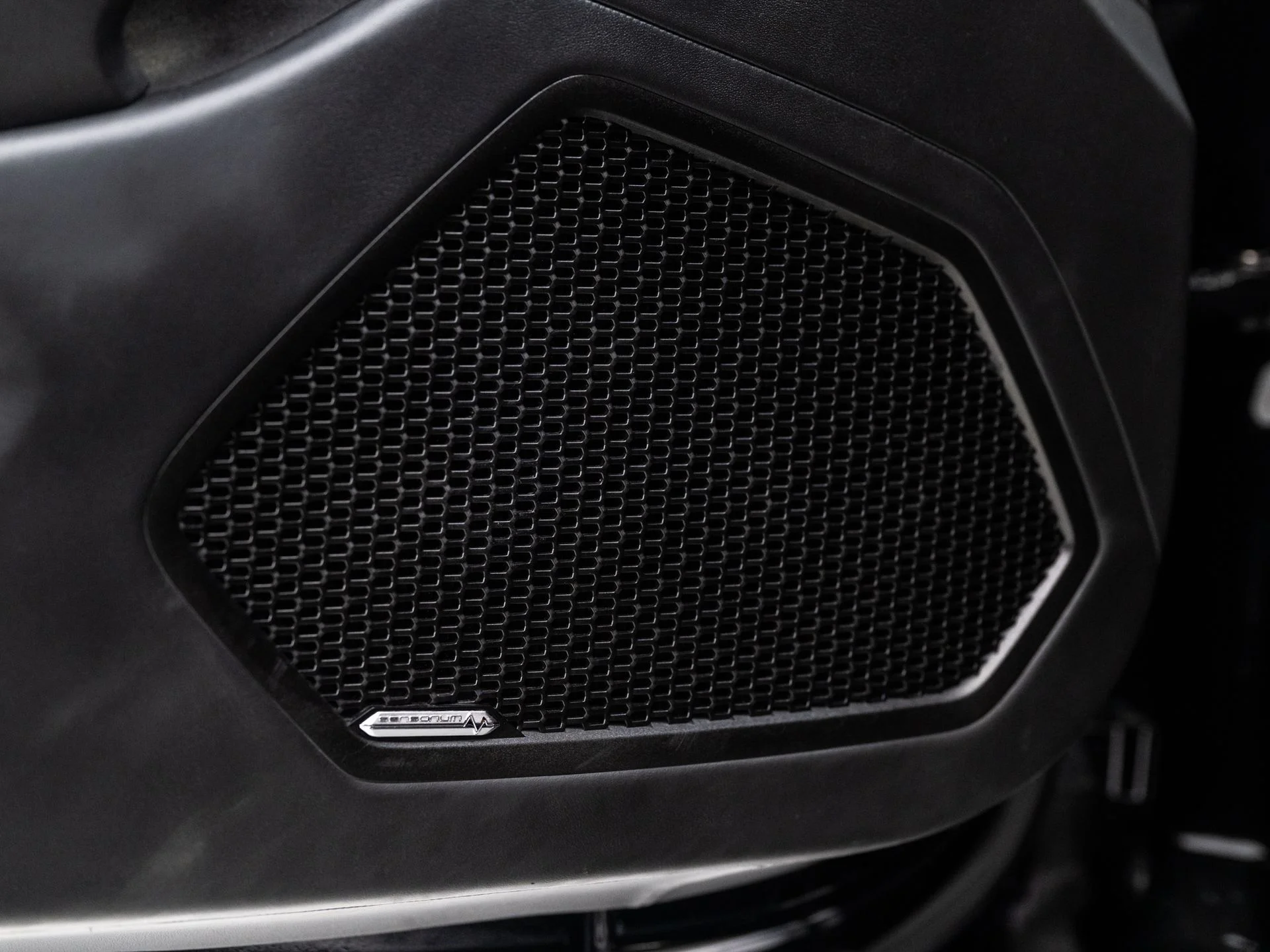 Used 2018 Nero Noctis Lamborghini LP610-4 image 27