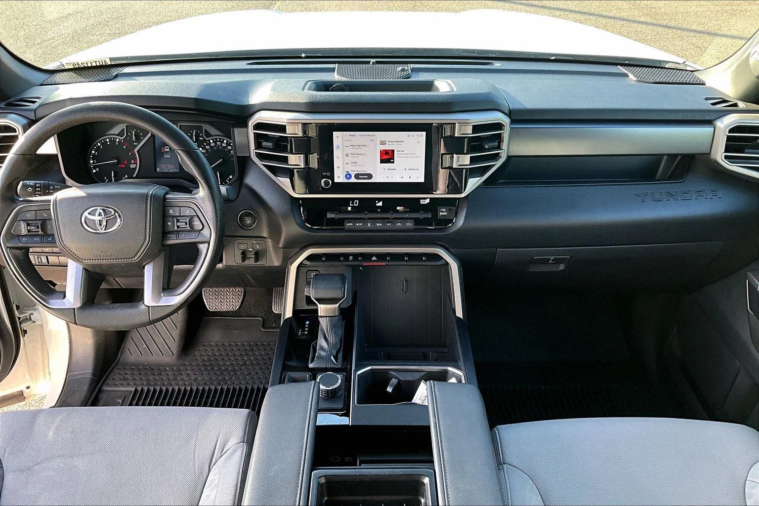 Used 2025 Ice Cap Toyota SR5 image 26