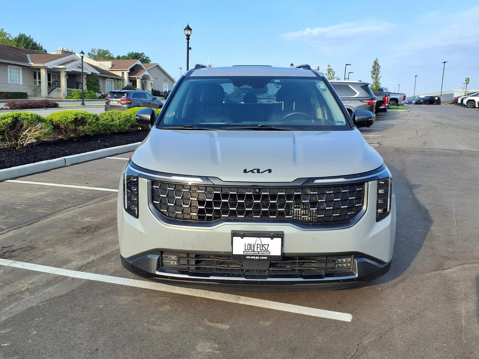 Used 2025 Ceramic Silver Kia SX Prestige image 38