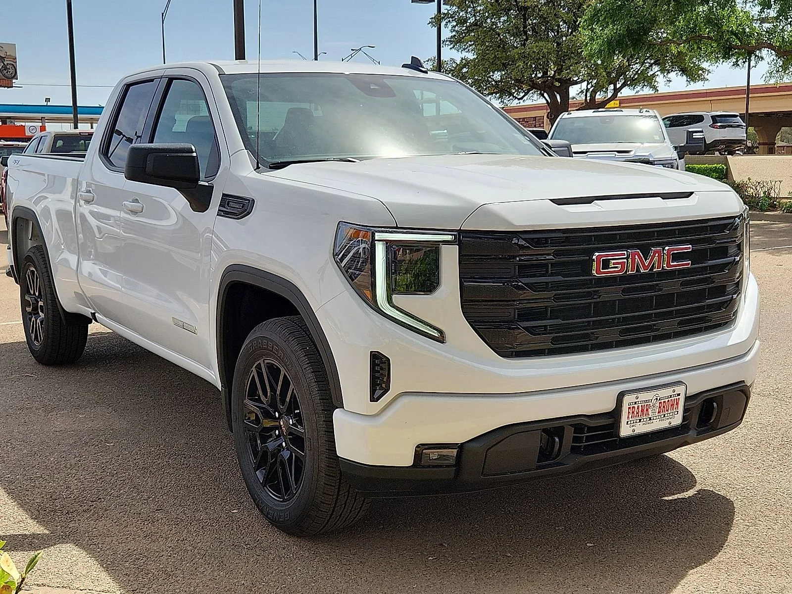New 2026 Summit White GMC Elevation image 5
