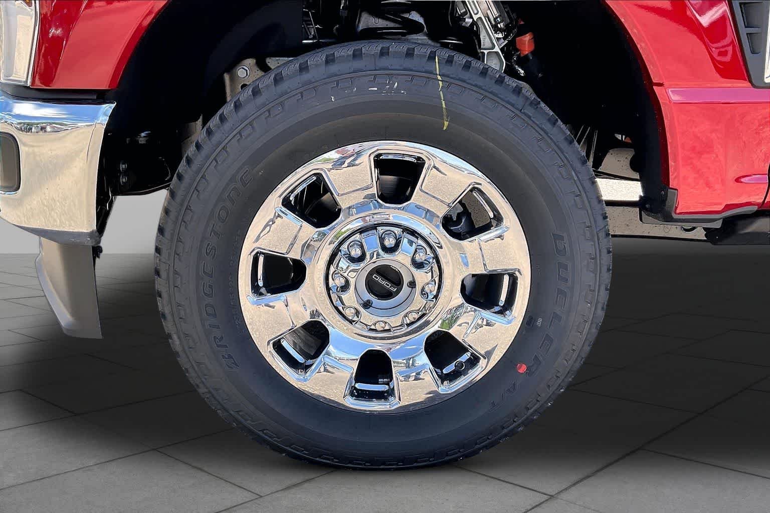 New 2026 Ruby Red Metallic Tinted Clearcoat Ford F-250® Lariat® image 11