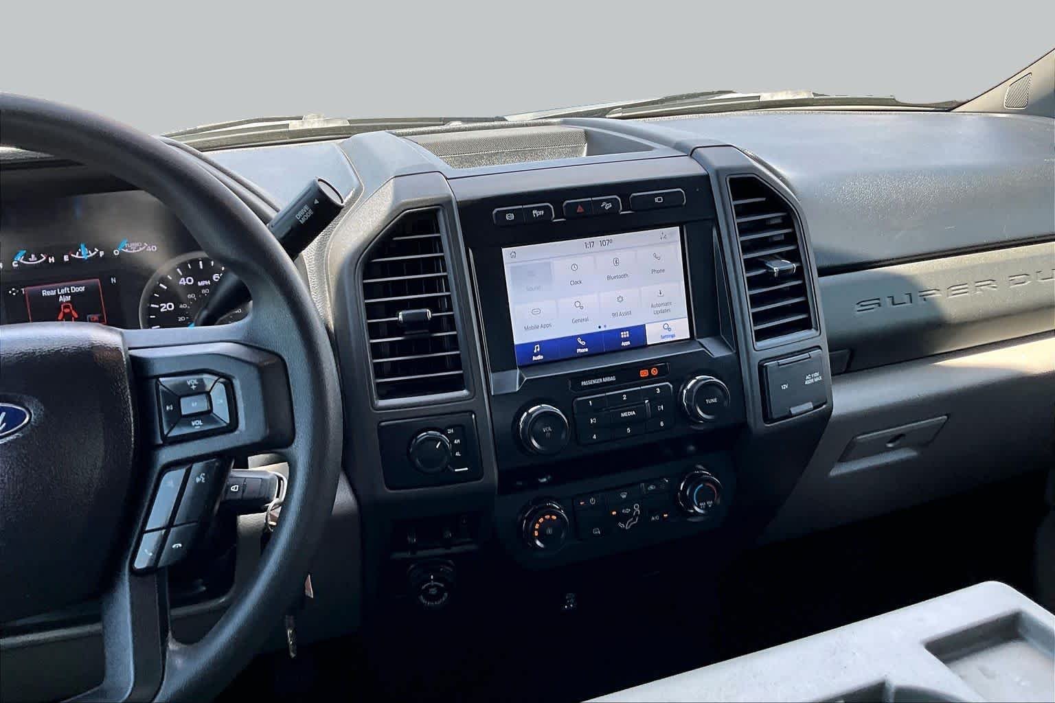 Certified Used 2020 Oxford White Ford XL image 7